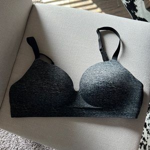 Black/grey soma bra